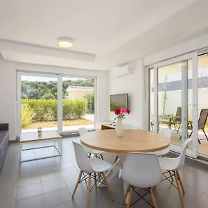https://apartments-at-villa-frida.in-istria.net